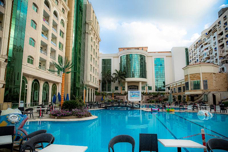 هتل Paradise Home City Stars