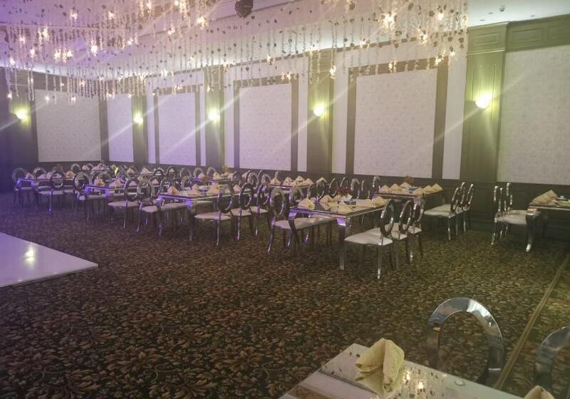 هتل Paradise Home City Stars