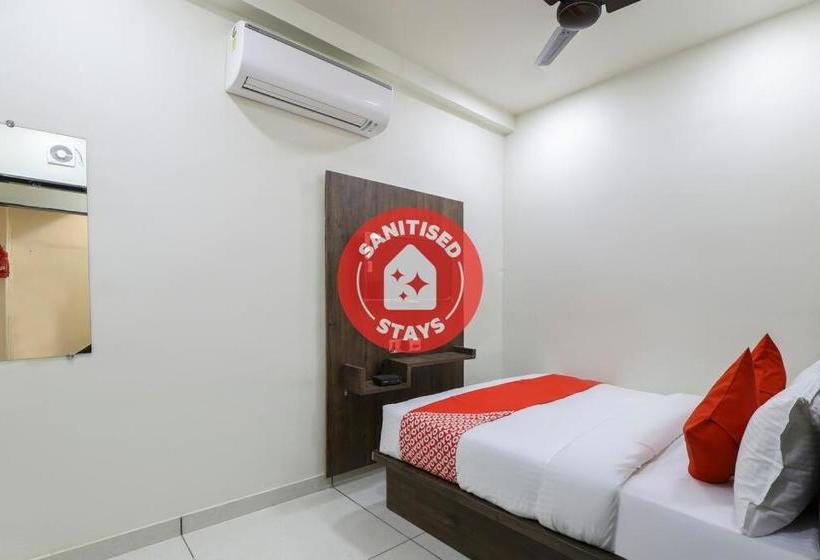 בית מלון כפרי Season