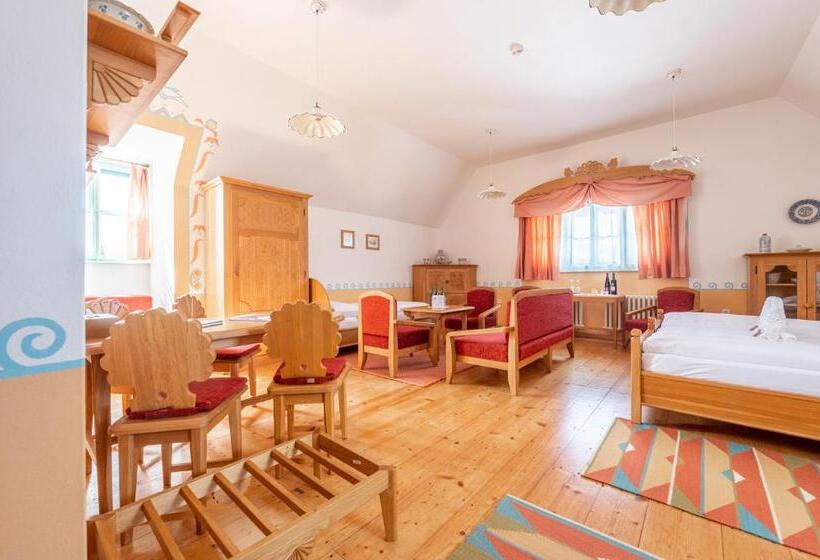 Libušín & Maměnka Národní Kulturní Památky