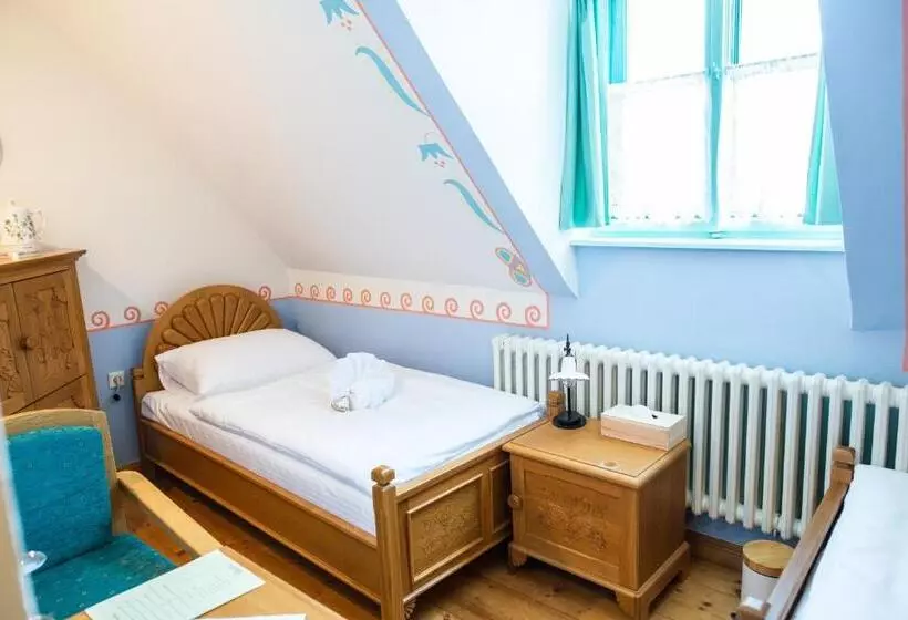 Libušín & Maměnka Národní Kulturní Památky