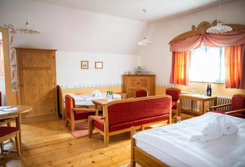 Libušín & Maměnka Národní Kulturní Památky