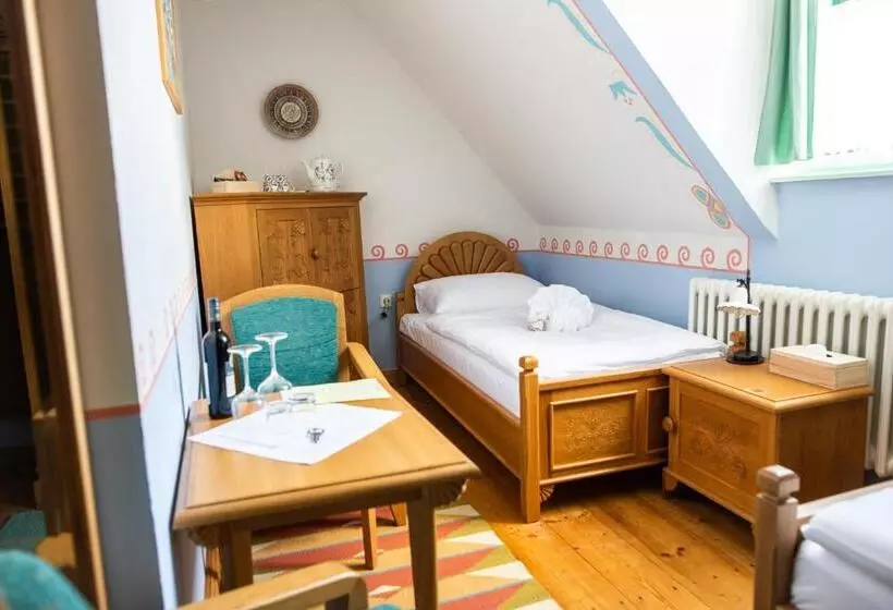 Libušín & Maměnka Národní Kulturní Památky