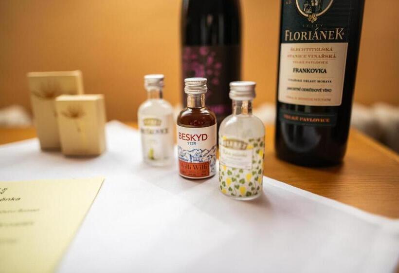 Libušín & Maměnka Národní Kulturní Památky