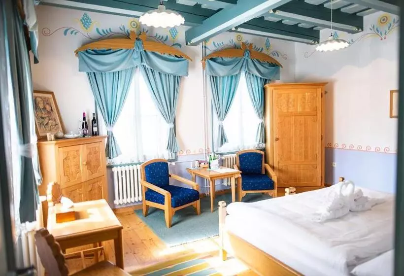 Libušín & Maměnka Národní Kulturní Památky