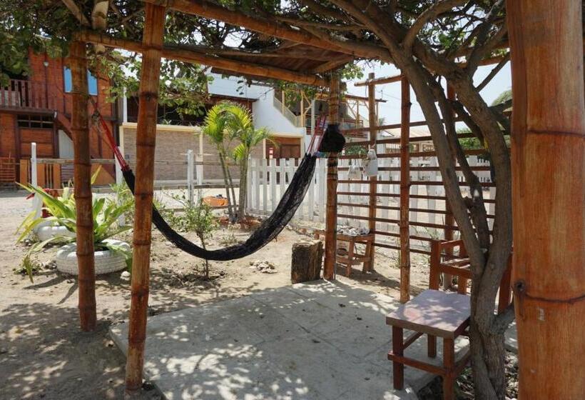 پانسیون Hostel Paqaryi