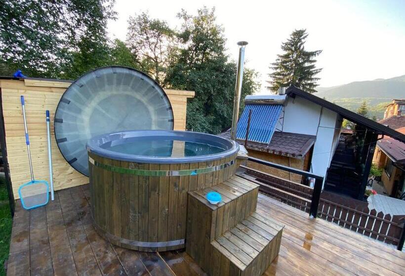 تختخواب و صبحانه Casa Greta