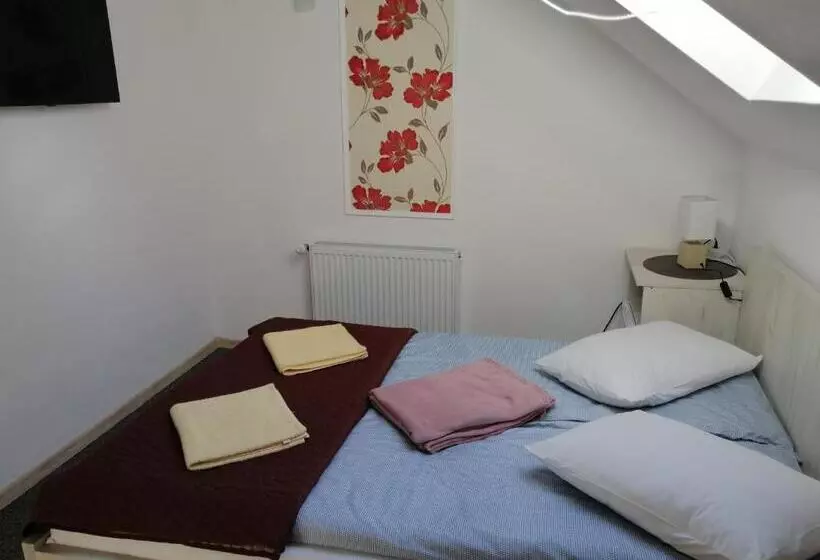 Aamiaismajoitus (B&B) Casa Greta