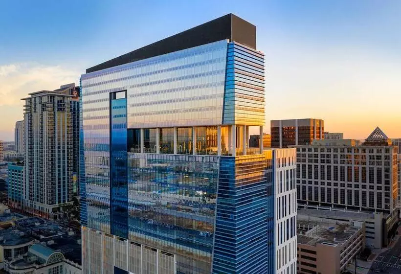 Ac Hotel By Marriott Orlando Downtown