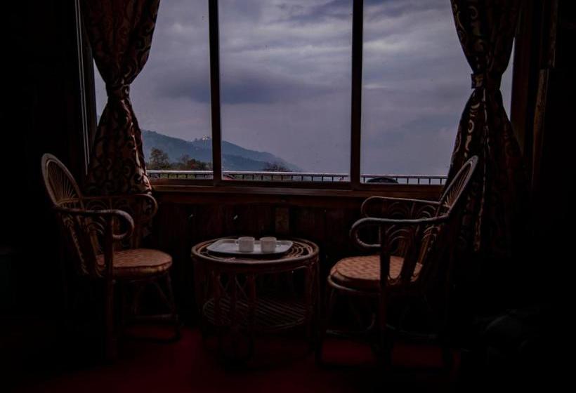 בית מלון כפרי Clouds End