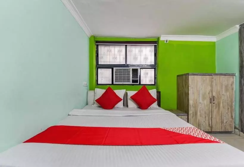ホテル Oyo 76795 A One Guest House