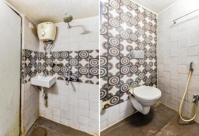 בית מלון כפרי Oyo 76795 A One Guest House