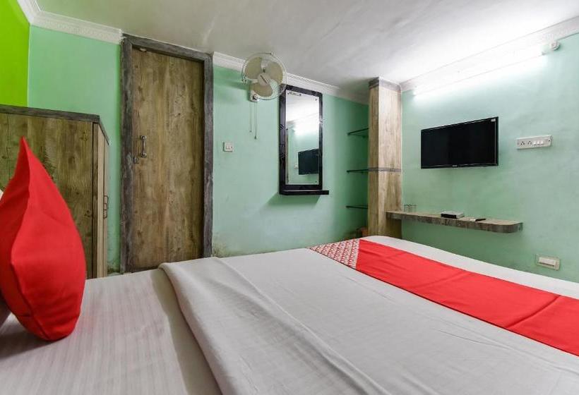 בית מלון כפרי Oyo 76795 A One Guest House