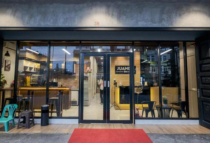 בית מלון כפרי Reddoorz Plus @ Jalan Juanda Medan