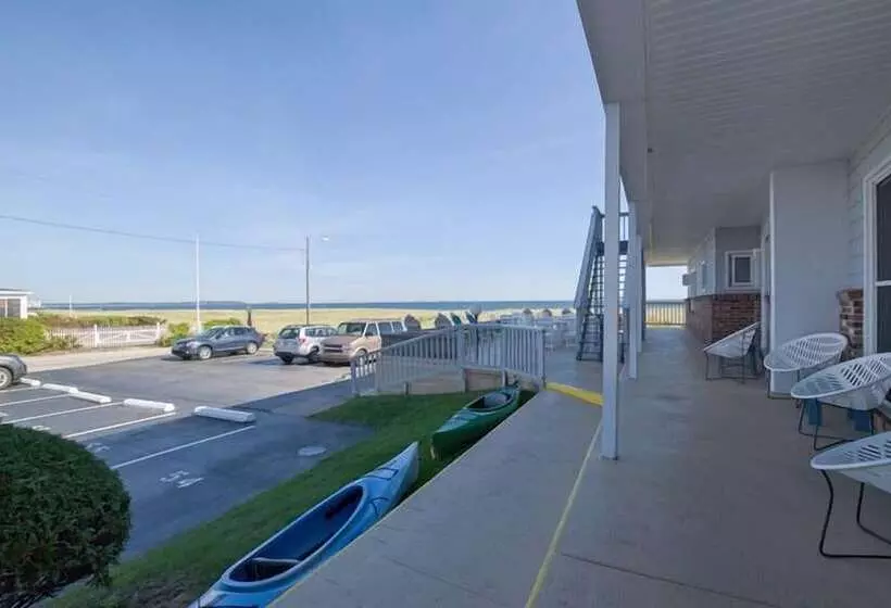 Kebek 3 Oceanside Motel