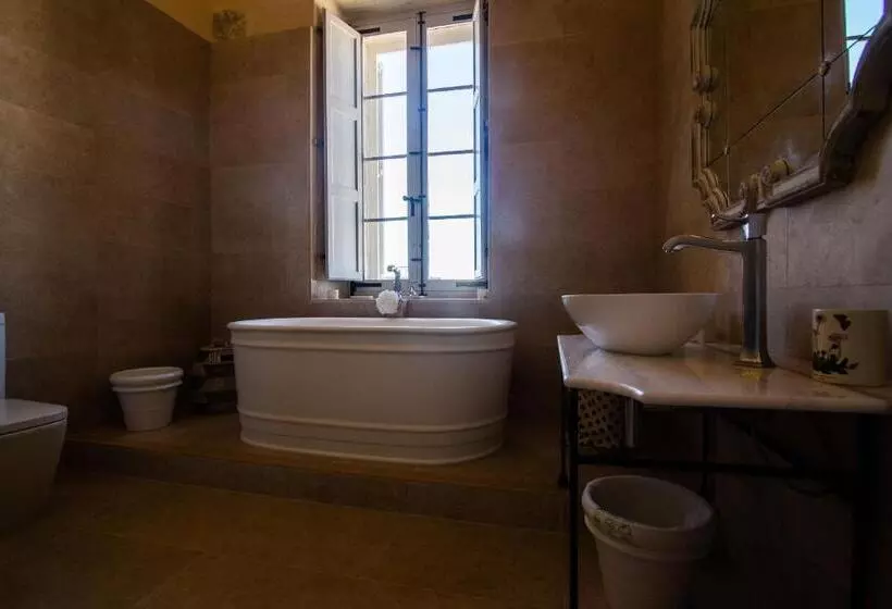 Palazzino Birgu Host Family Bed And Breakfast