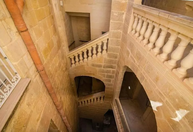 Palazzino Birgu Host Family Bed And Breakfast