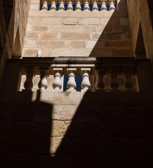 Palazzino Birgu Host Family Bed And Breakfast