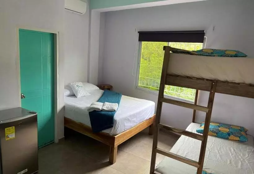 ペンション El Refugio Minca