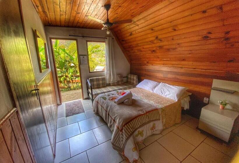 Pension Pousada Colibri Serrano