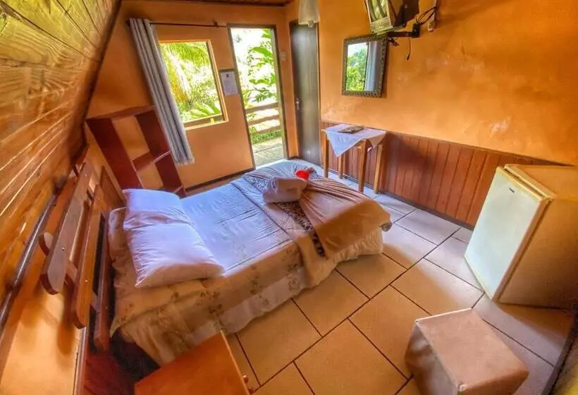 Majatalo Pousada Colibri Serrano