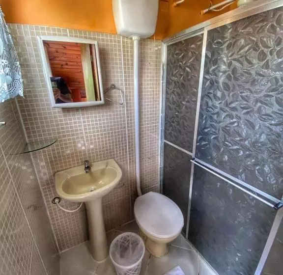 Majatalo Pousada Colibri Serrano