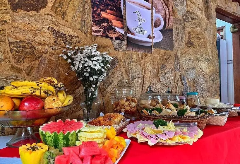 Majatalo Pousada Colibri Serrano