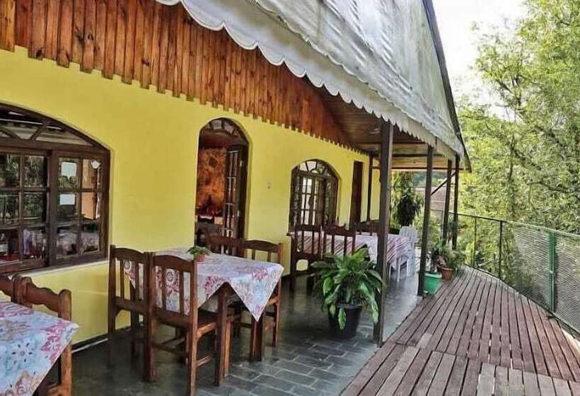 Pension Pousada Colibri Serrano