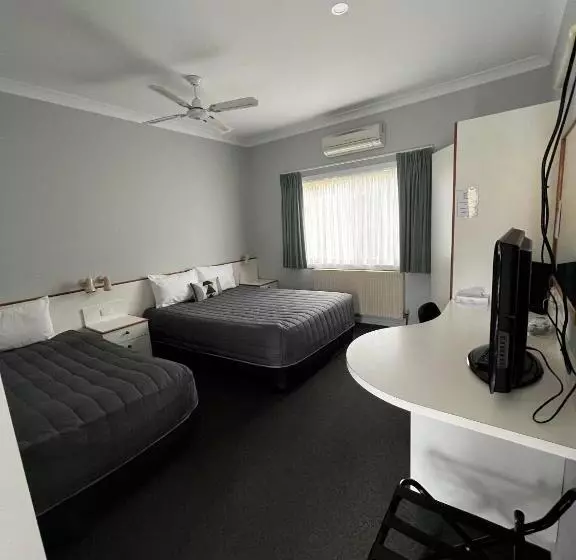 Tumbarumba Motel & Elms Restaurant