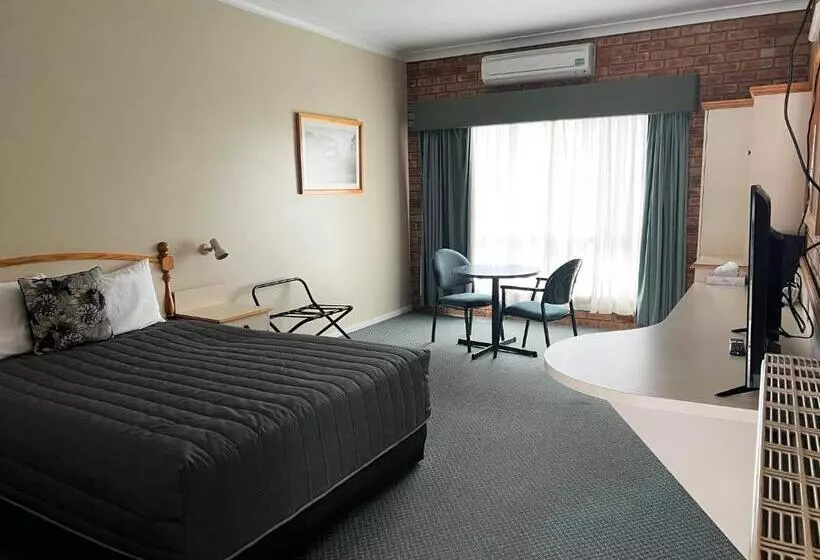 Tumbarumba Motel & Elms Restaurant