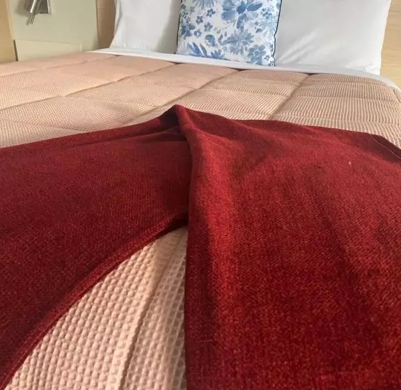 Tumbarumba Motel & Elms Restaurant