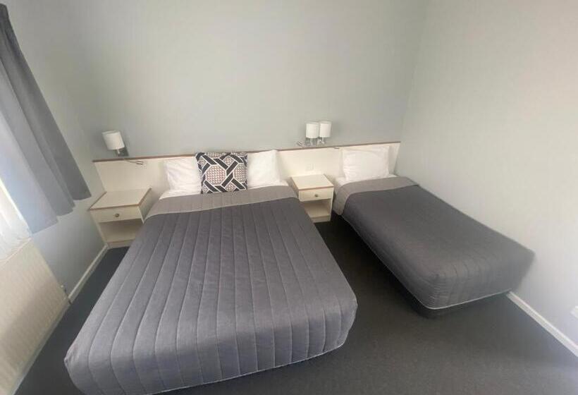 Tumbarumba Motel & Elms Restaurant