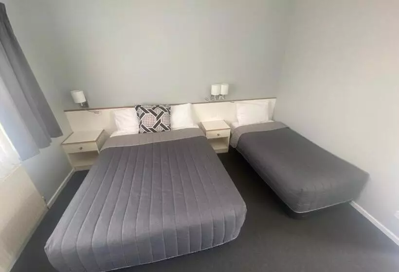 Tumbarumba Motel & Elms Restaurant