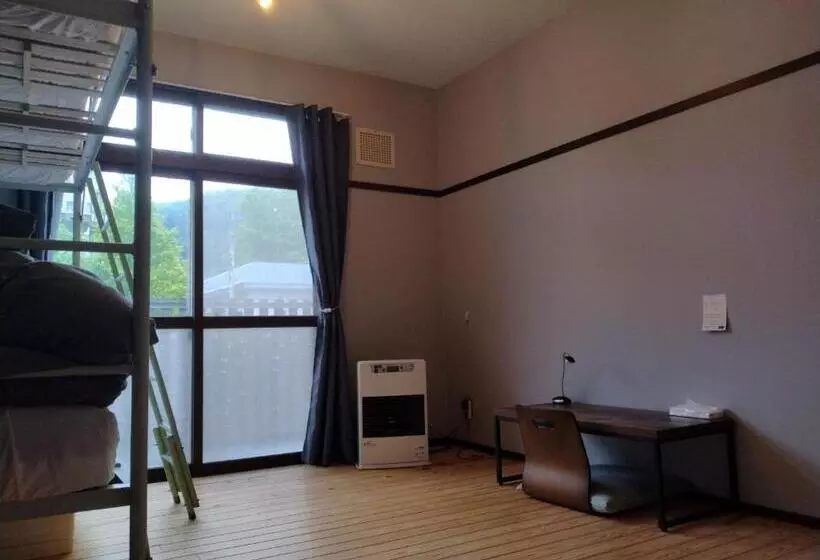 Retkeilymaja Toyako Guest House Ponkotan