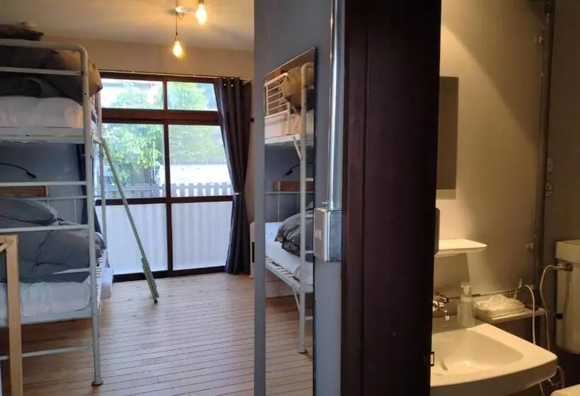 Retkeilymaja Toyako Guest House Ponkotan