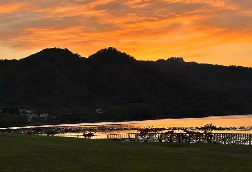 Retkeilymaja Toyako Guest House Ponkotan