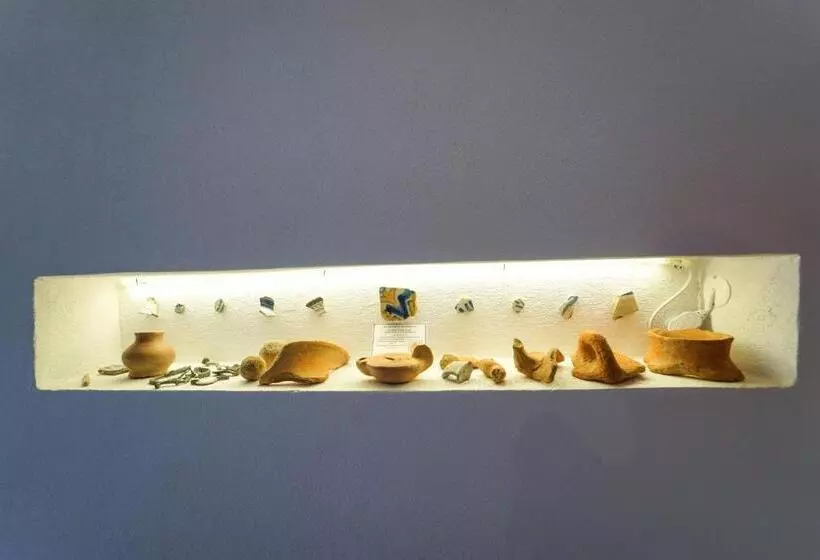 تختخواب و صبحانه Maria`s Guesthouse