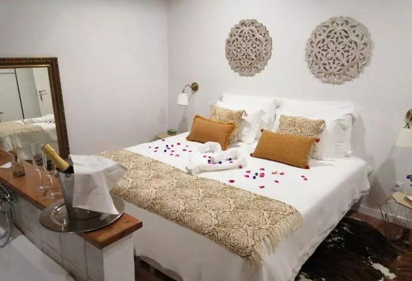 تختخواب و صبحانه Maria`s Guesthouse