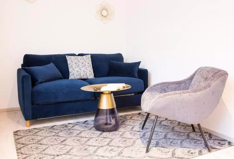 ホテル Château Du Rollin Orléans   La Chapelle St Mesmin