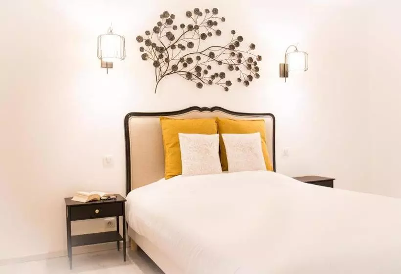 ホテル Château Du Rollin Orléans   La Chapelle St Mesmin