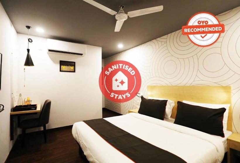 ホテル Collection O 76056 Slf Mall Sector30