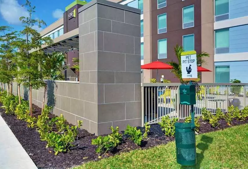 ホテル Home2 Suites By Hilton Fort Myers Colonial Blvd