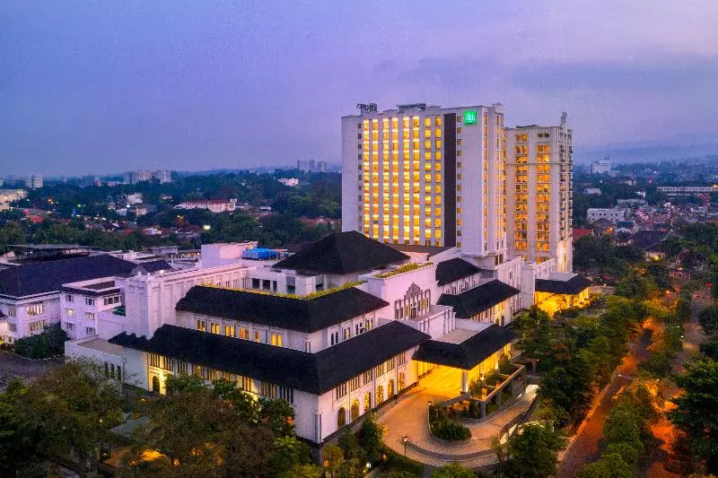 ホテル Ibis Styles Bandung Grand Central