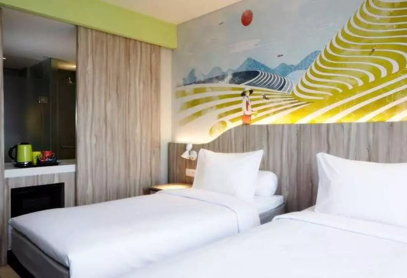ホテル Ibis Styles Bandung Grand Central