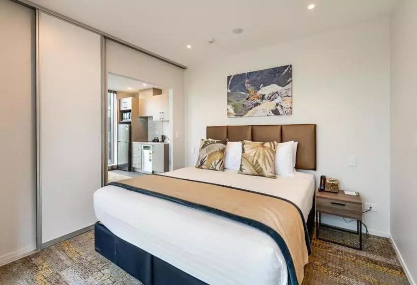 هتل La Quinta By Wyndham Remarkables Park Queenstown