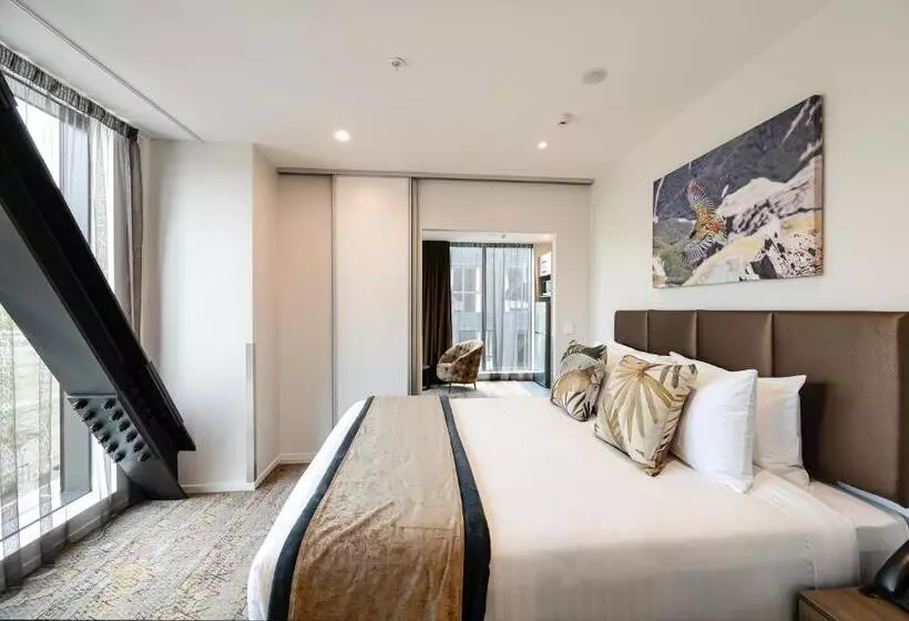 هتل La Quinta By Wyndham Remarkables Park Queenstown