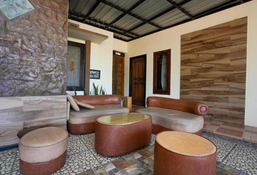 בית מלון כפרי Oyo 1087 Homestay Potato House