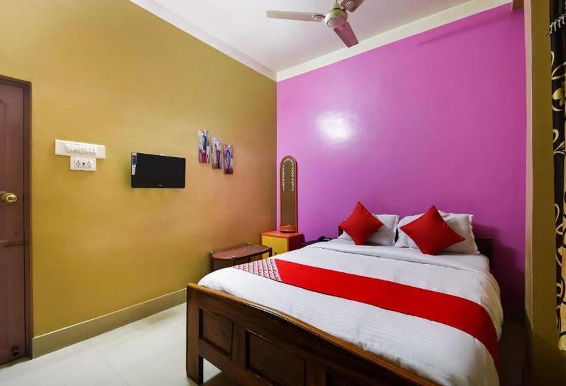 Отель Oyo 44160  Sahana