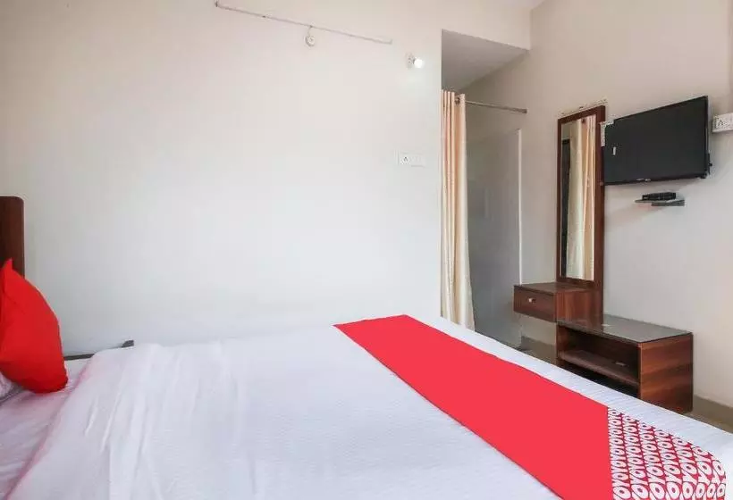 Hotelli Oyo 46968 Mahakal Inn
