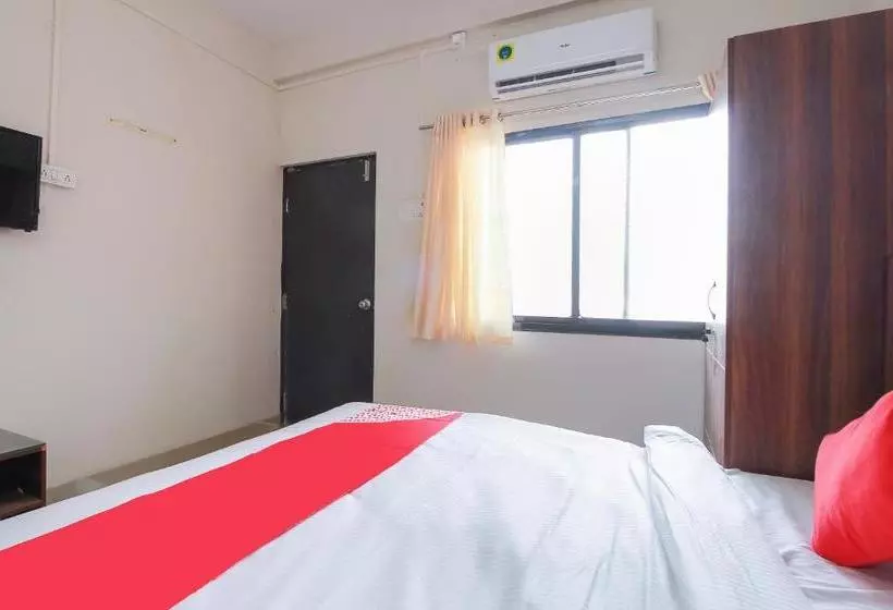 Hotelli Oyo 46968 Mahakal Inn